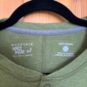 Mountain Hardwear Olive Green Thermal Top